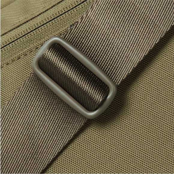 Everlane The Renew Transit Fanny Pack Nutria / Beech Green Color - Picture 6 of 9